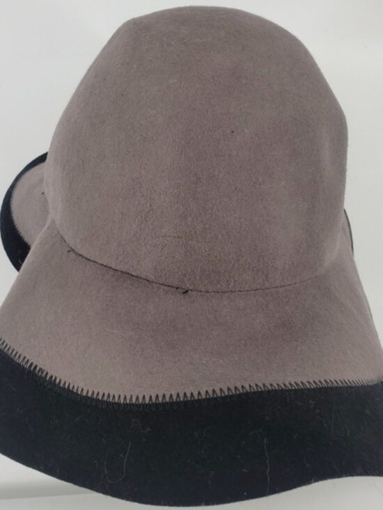 Vtg Two-Tone Wide Brim Wool Hat In Taupe & Black Stitch Detail Chic & Stylish De main image 6
